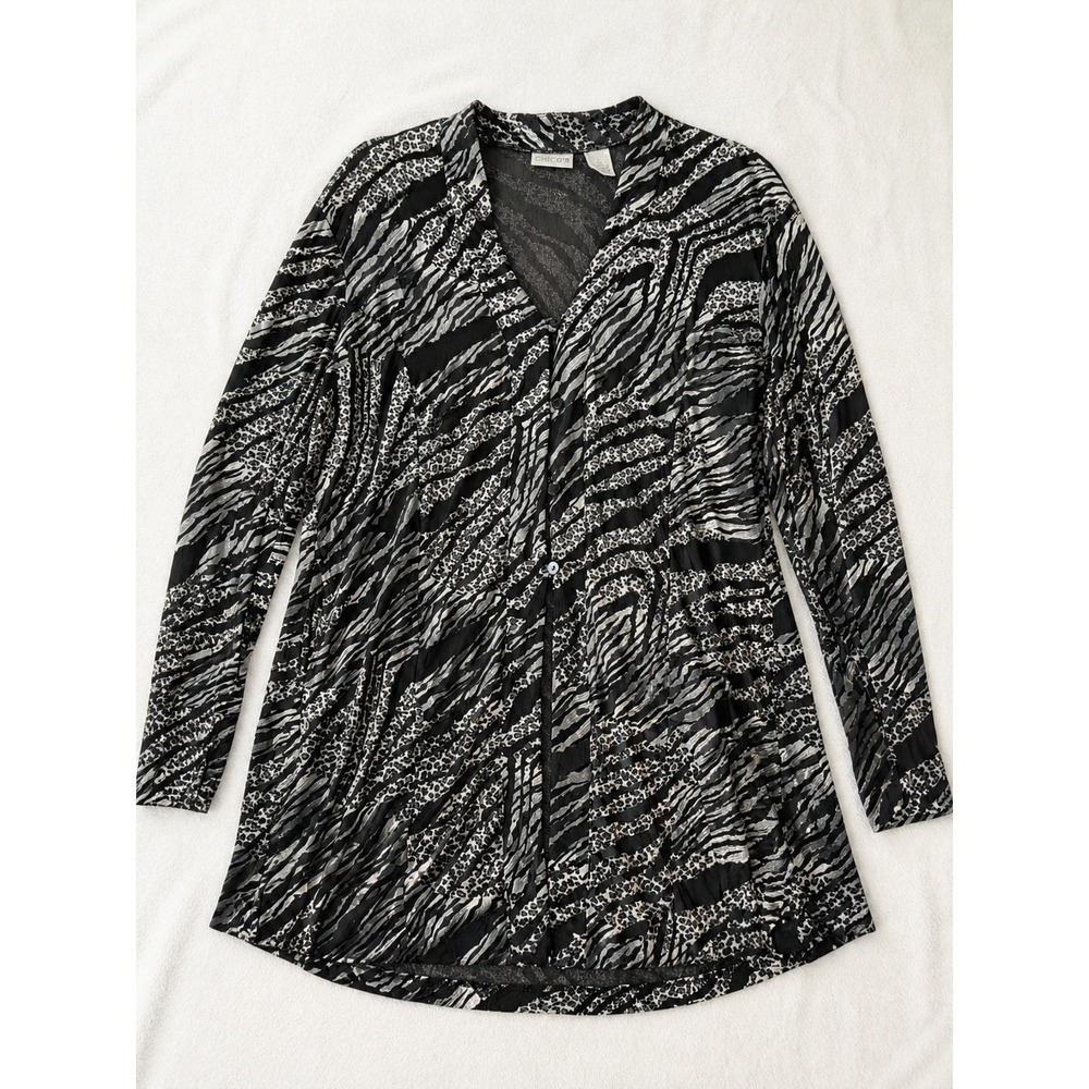 Chico's Animal Print Longline Button Up Velvet Cardigan Size 3 XL Lightweight - Picture 8 of 8